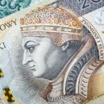 Zakup nieruchomości na licytacji komorniczej: jak eksmitować lokatora i oszacować ryzyko